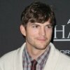 Ashton Kutcher announces fatherhood